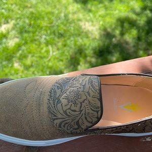 Western loafers made by volatile. Brand new